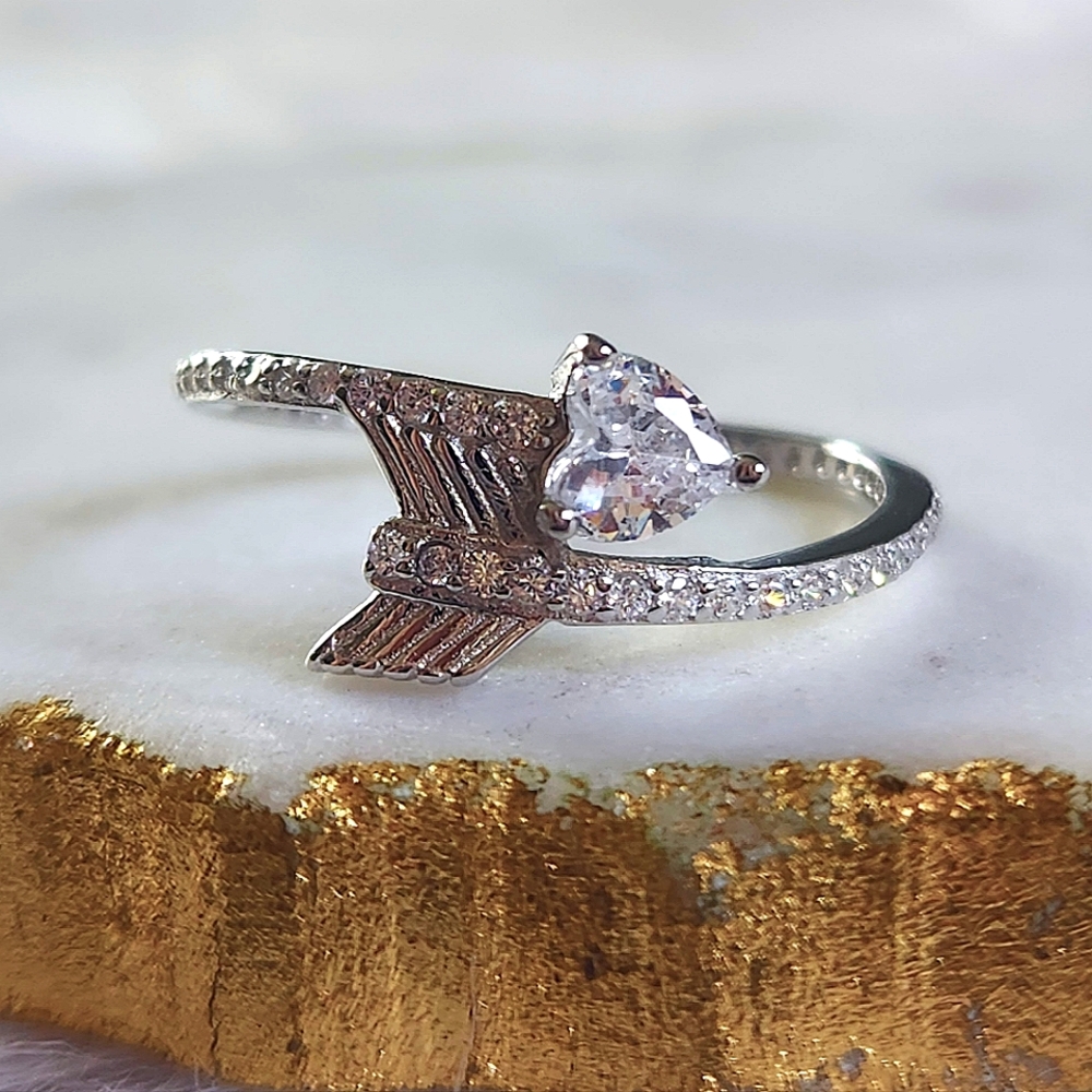 NWT Ryze White Frost Cubic Zirconia .925 Sterling Silver 'Arrow' Ring - Size 9